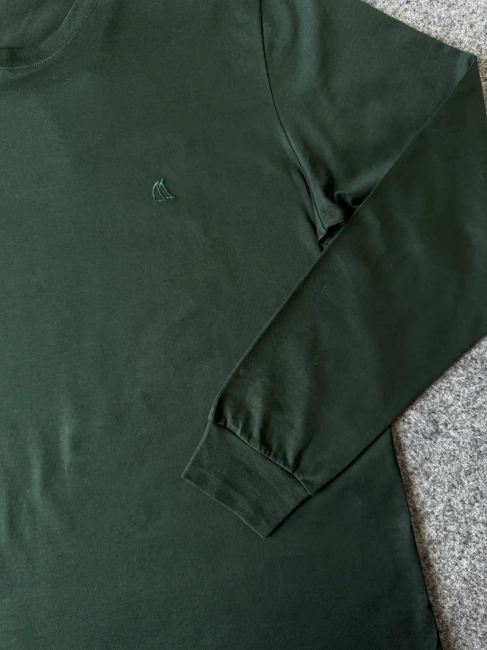 T-shirt in filo di scozia dettaglio polsino - Archivio Tessile