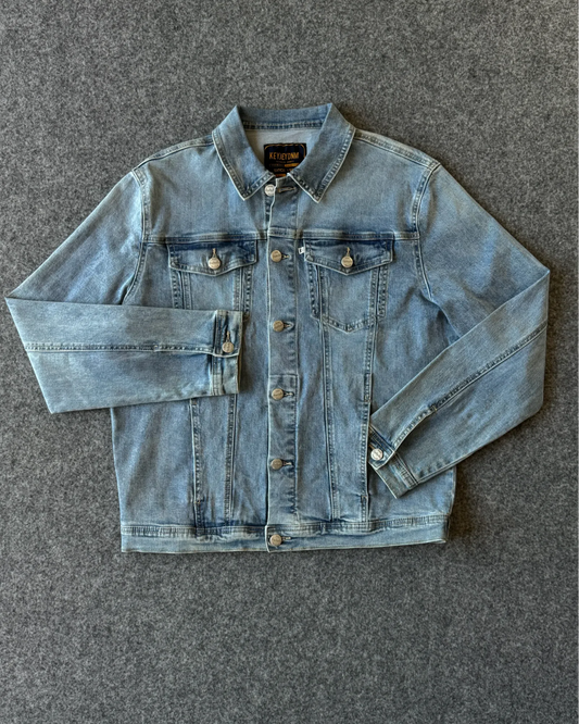 Giacca denim blu quattro tasche vestibilità regular KeyJey - Archivio Tessile
