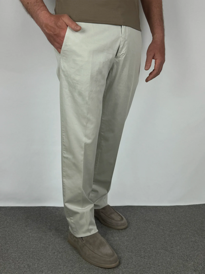Vestibilità chino in cotone gabardina Made in Italy Avorio - Archivio Tessile