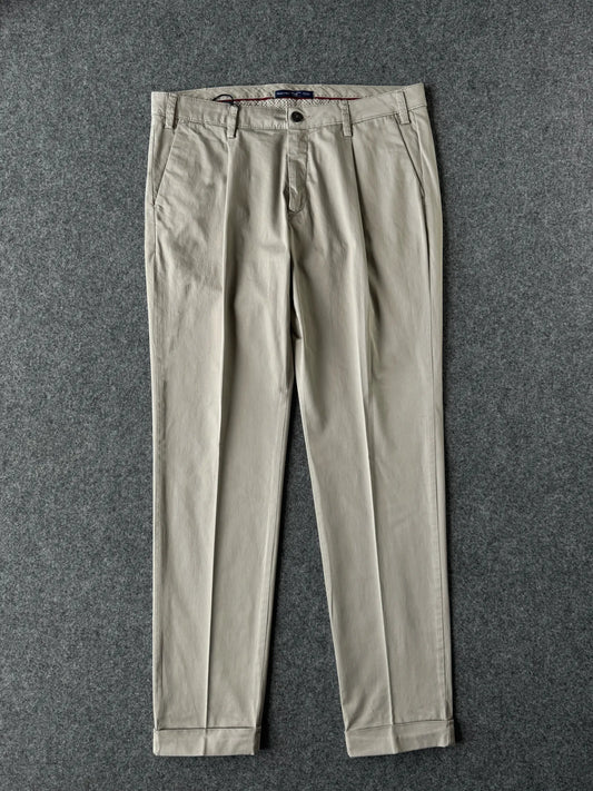 Pantalone chino in cotone rasato beige - Archivio Tessile
